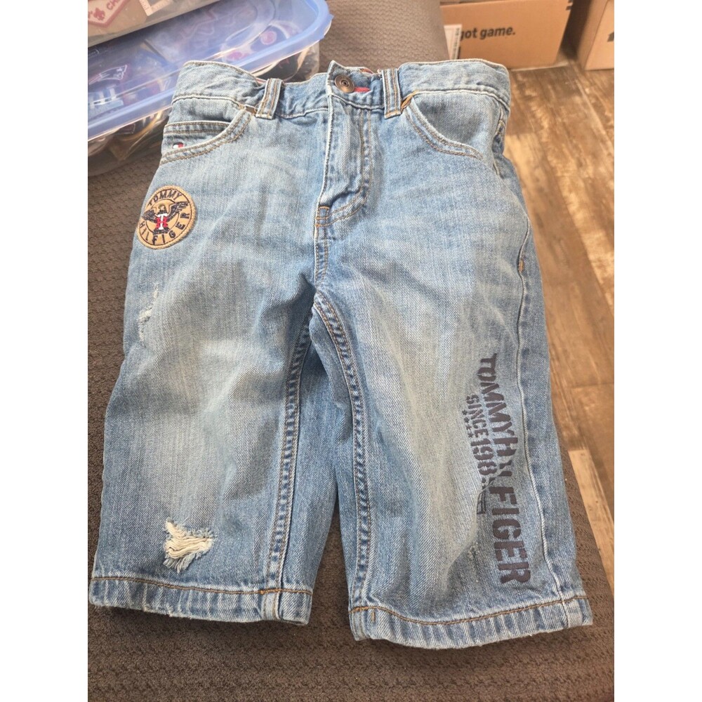 Tommy hilfiger shorts  little boys shorts  Size 7